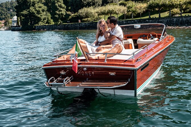 1 private and luxury wooden boat tour on como lake Private and Luxury Wooden-Boat Tour on Como Lake