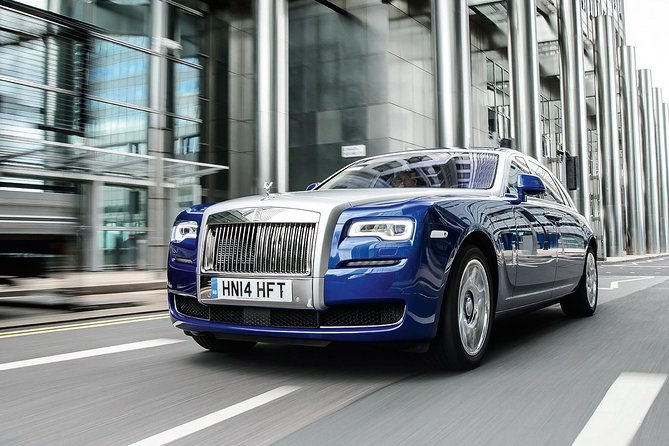 Private Arrival Transfer in a Luxury Rolls Royce From Heathrow Airport to Central London