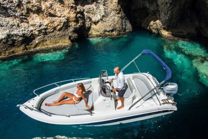 Private Boat Excursion From Sorrento to Capri and Faraglioni
