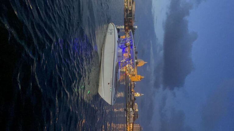 Private Boat Tour in Cartagena Bay