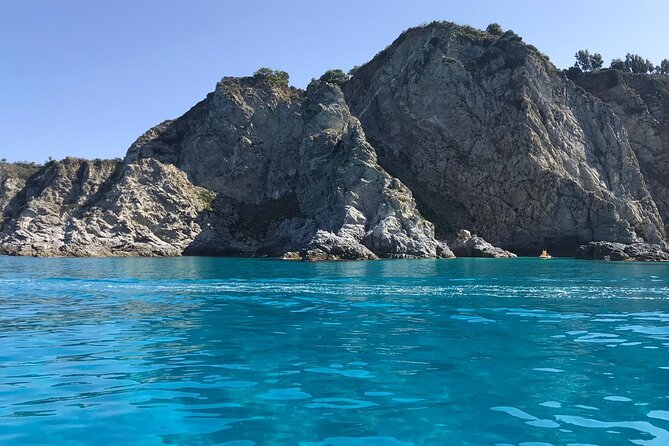 1 private boat tour with skipper from tropea to capo vaticano Private Boat Tour With Skipper From Tropea to Capo Vaticano