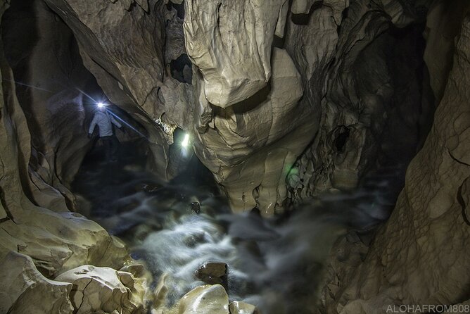 Private Cave Stream & Castle Hill Tour From Christchurch