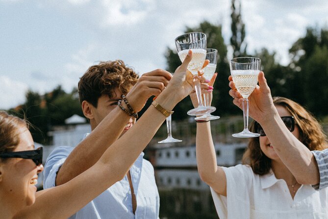 Private Champagne Sundowner on Rooftops of Munich