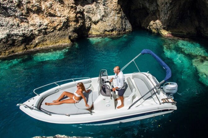 Private Day Boat Trip to Capri and Blue Grotto From Positano