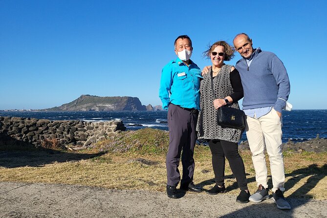 Private Day Jumbo Taxi Tour Experienced Driver in Jeju Island