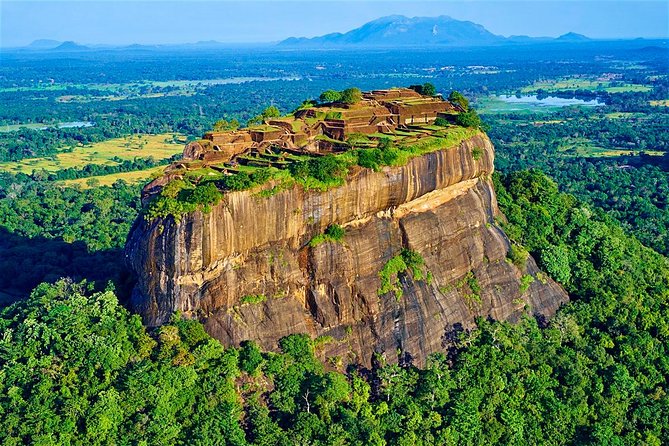 Private Day Tour From Kandy to Sigiriya,Pidurangala Rock With Cave Temple