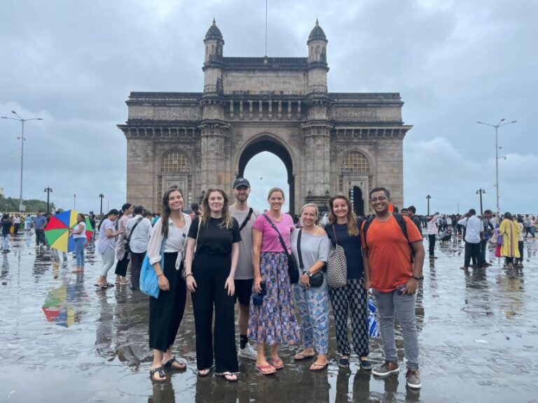 Private Exclusive Sightseeing Tour of Mumbai With Guide
