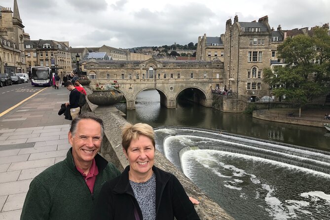 Private Full Day Guided Tour to Bath and Stonehenge