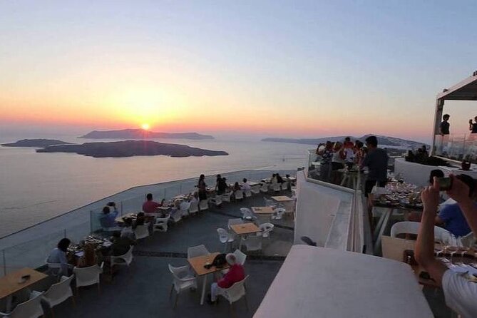 Private Full-Day Highlights of Santorini With Wine Tour