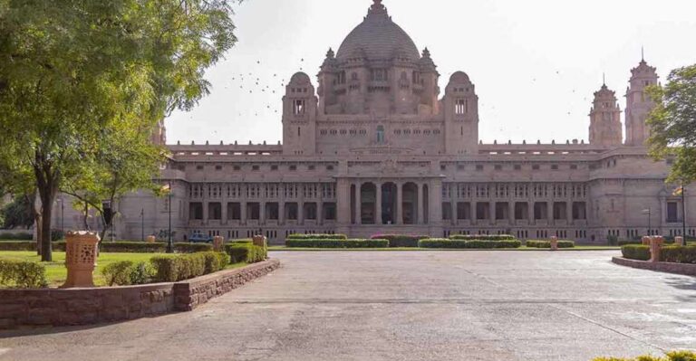 Private Full-Day Tour of Blue City Jodhpur With Guide