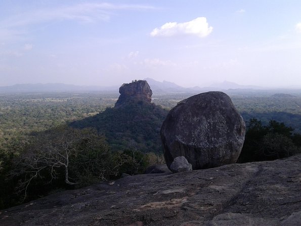 Private Full-Day Tour to Sigiriya and Dambulla  – Kandy