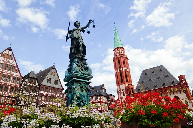 Private Guided Cycling Tour for 2, 4, or 6 Hours in Frankfurt