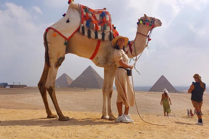 Private Half-Day Tour to Giza Pyramids, Sphinx , Lunch and Camel Ride