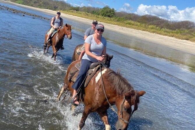 Private Horseback Riding Tour to Watch the Sunset in Nosara