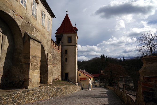 Private Krivoklat Castle Tour From Prague With Bohemia Glass Factory and Lunch
