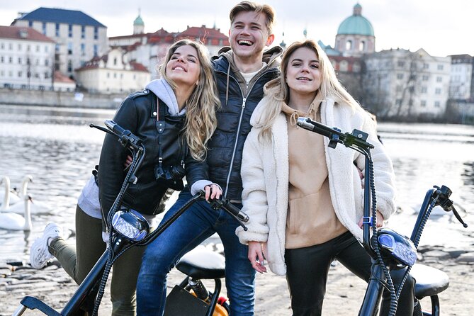 Private Live-Guided E-Scooter TOURS Around Prague
