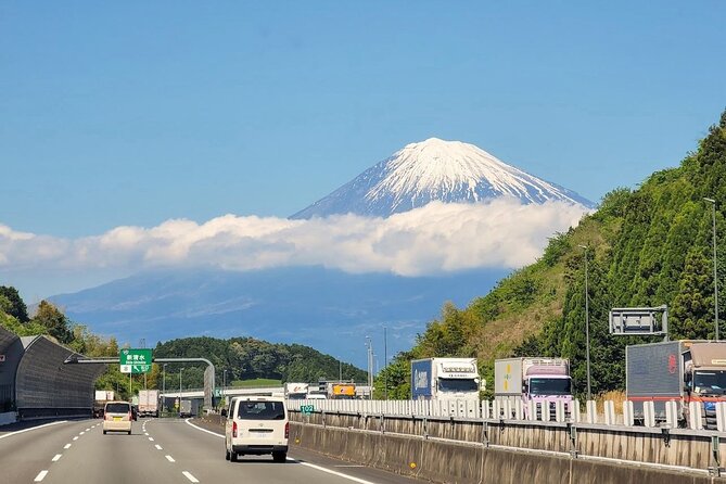 Private Mount Fuji Tour From Narita Airport /Haneda Airport/Tokyo