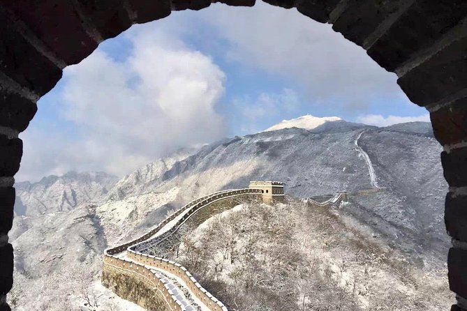 Private Mutianyu Great Wall Layover Tour From PEK or Daxing Airport