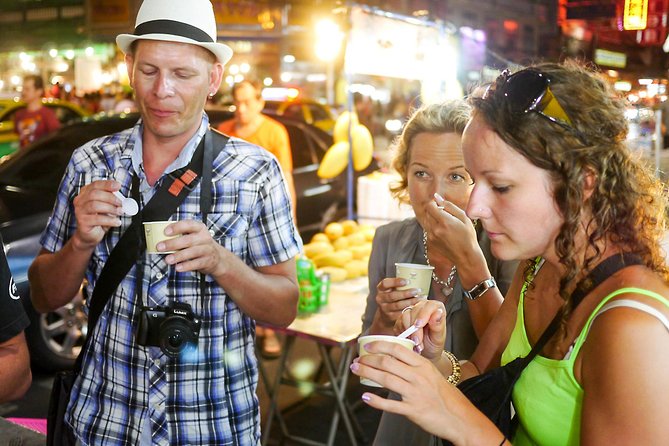 Private Night Street Food Tour of Bangkoks Chinatown