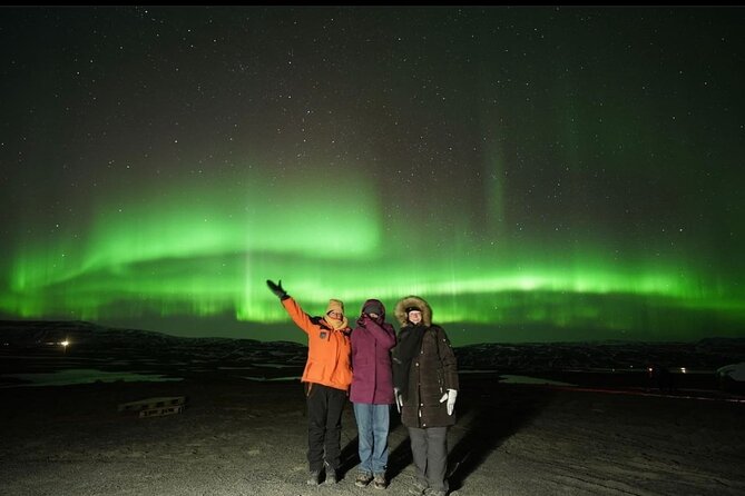 Private Northern Lights Tour With Hot Chocolate in Iceland
