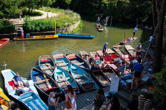 Private Oxford University Punting Tour