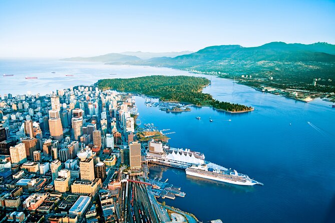 Private Port Transfer Canada Place Cruise Ship Terminal to Vancouver Airport YVR
