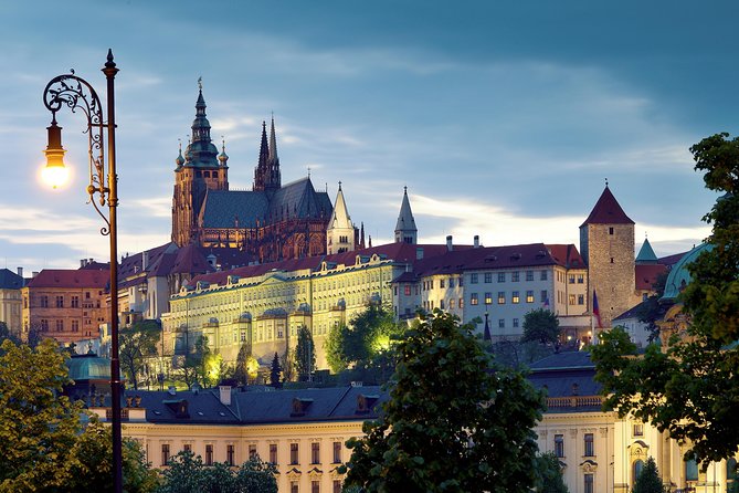 Private Prague Castle and Lobkowicz Palace Half-Day Tour