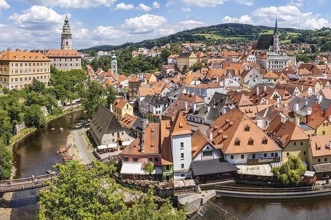 Private Prague to Hallstatt Luxury Transfer via Cesky Krumlov - Inclusions and Amenities