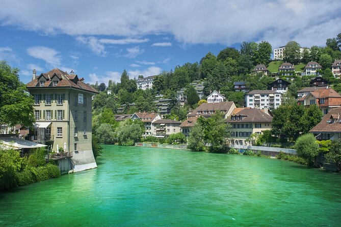 Private Sightseeing Transfer From Zurich to Bern