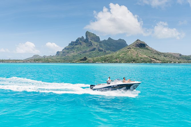 Private Tour: Bora Bora Lagoon Eco Snorkel Cruise – 3hrs or 6hrs