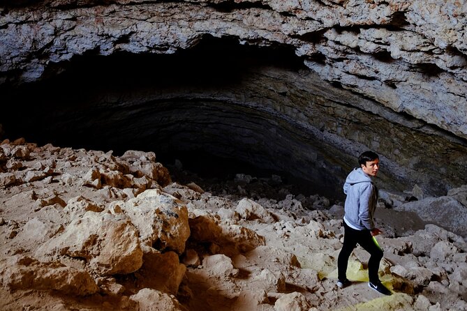 Private Tour Doha to Discover Musfur Sinkhole and Aspire Park