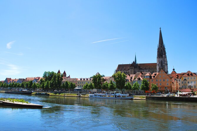 Private Tour From Munich to Regensburg, Danube Cruise With Traditional Lunch