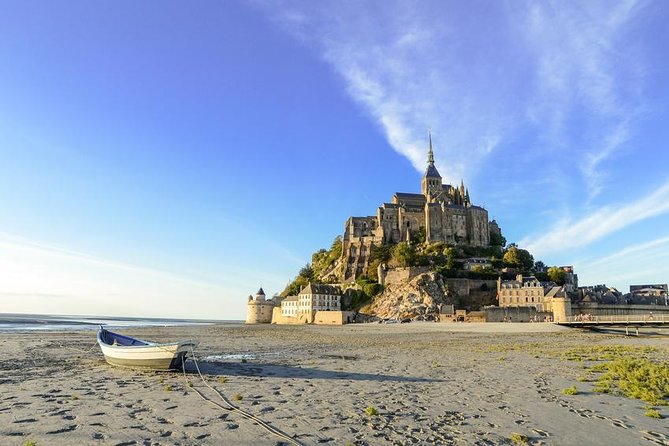 Private Tour From Paris via Rennes to Mont Saint-Michel With Driver-Guide