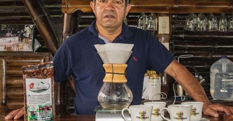 Private Tour in an Authentic, Ecological Local Coffee Finca