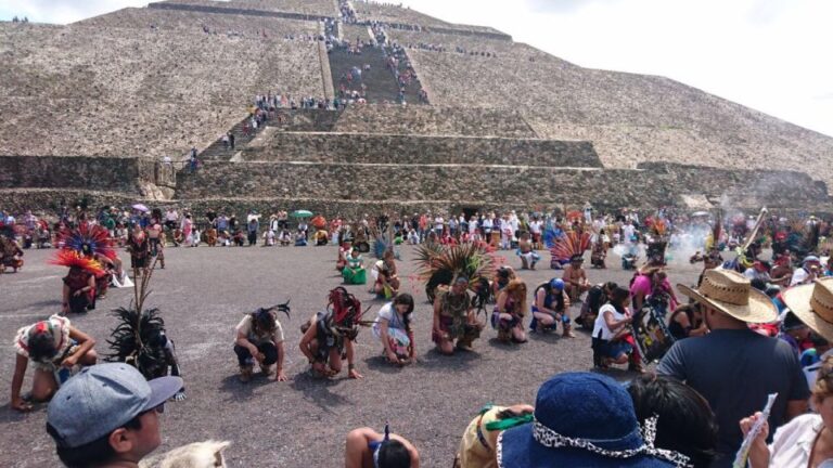 Private Tour: Pyramids of Teotihuacan With Historic Center