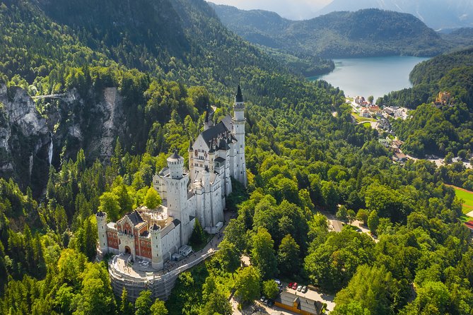 Private Tour to Neuschwanstein & Linderhof Castle With Bavarian Lunch