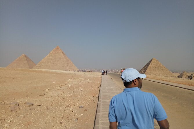 Private Tour to The Great Pyramids, Sphinx and Camel Ride