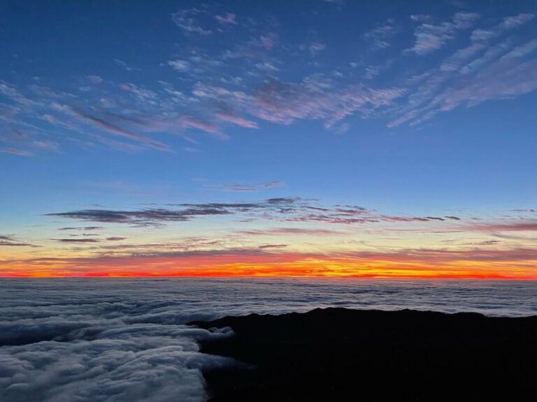 Private Tour:Pico Areiro -Pico Ruivo Hike With Sunrise