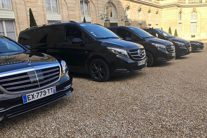 Private Transfer From Beauvais Airport to Paris or Back