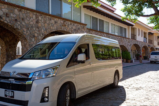 1 private transfer from los cabos airport to cabo san lucas Private Transfer From Los Cabos Airport to Cabo San Lucas