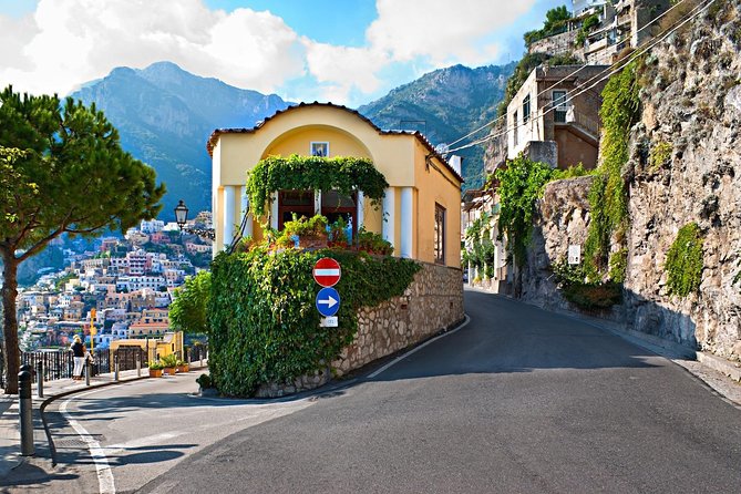 Private Transfer From Positano Hotels to Naples