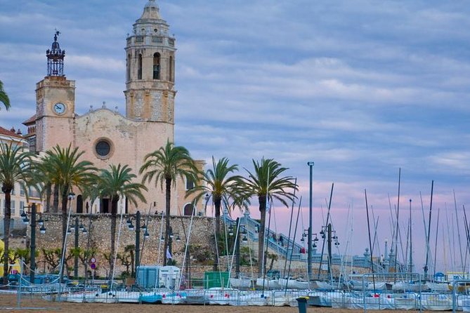 Private Transfer From Sitges to Barcelona Cruise Terminal