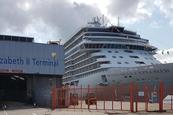 Private Transfer: London Hotel/Accommodation to Southampton Cruise Terminal