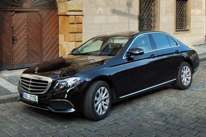 Private Transfer: Prague to Dresden in a Mercedes Benz