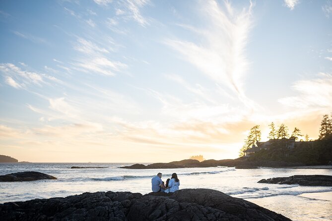 Private Vacation Photography Session With Local Photographer in Tofino
