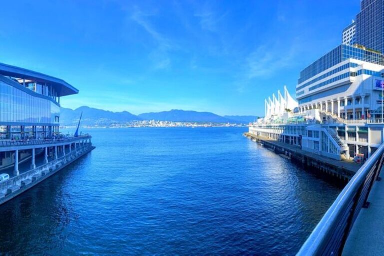 Private Vancouver ALL in ONE Full Tour With 20 Attraction