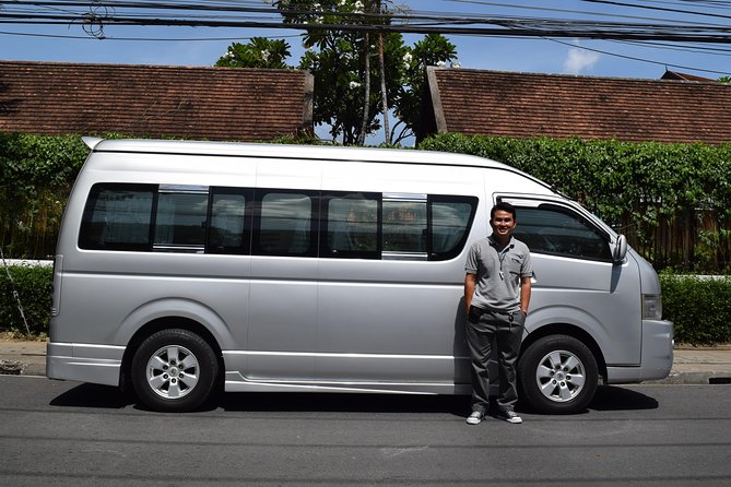 Private VIP Van Rental With English Speaking Tour Guide 8 Hours in Chiang Mai