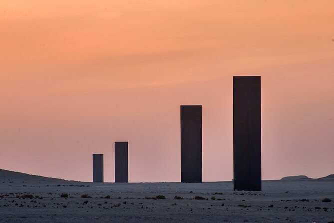 Private West Coast Tour to Richard Serra Sculpture, Zekreet Fort, Al Shahaniya