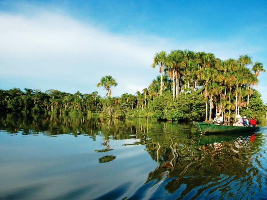 Puerto Maldonado: Sunset Boat Ride in the National Reserve