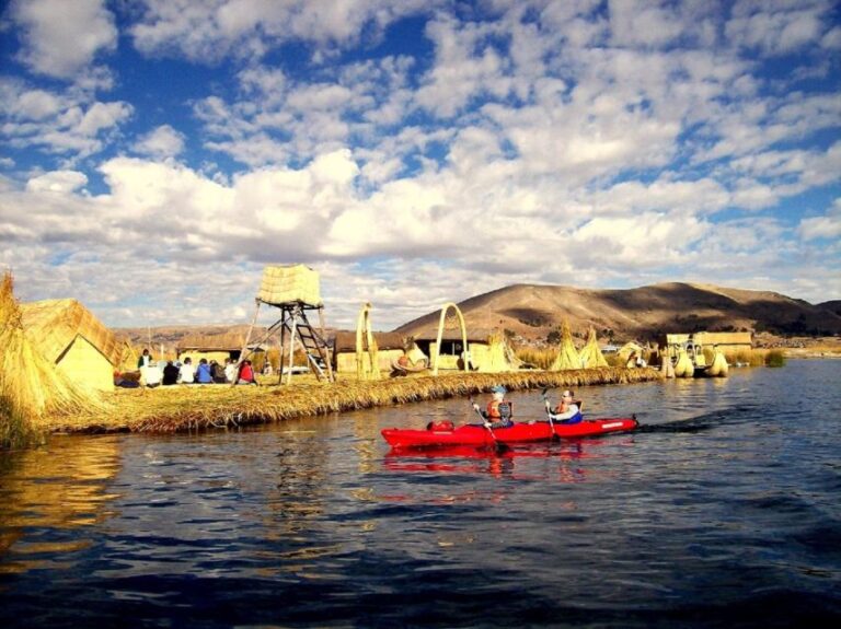 Puno: 2-Day Uros Kayak Tour With Homestay at Amantani Island